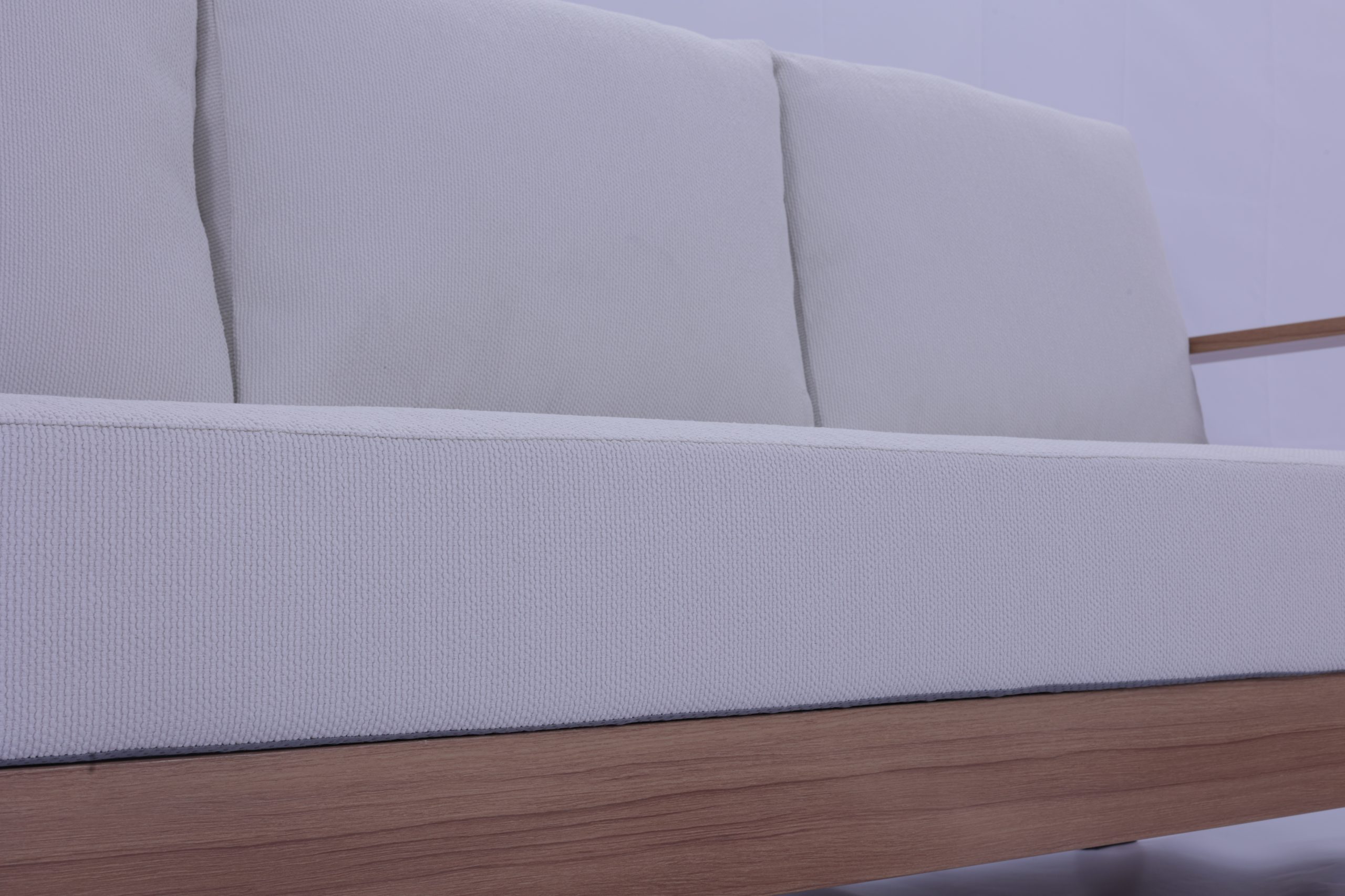 9A2A8031 Maya 4 pcs Teak Look Aluminium Outdoor Lounge - Image 6