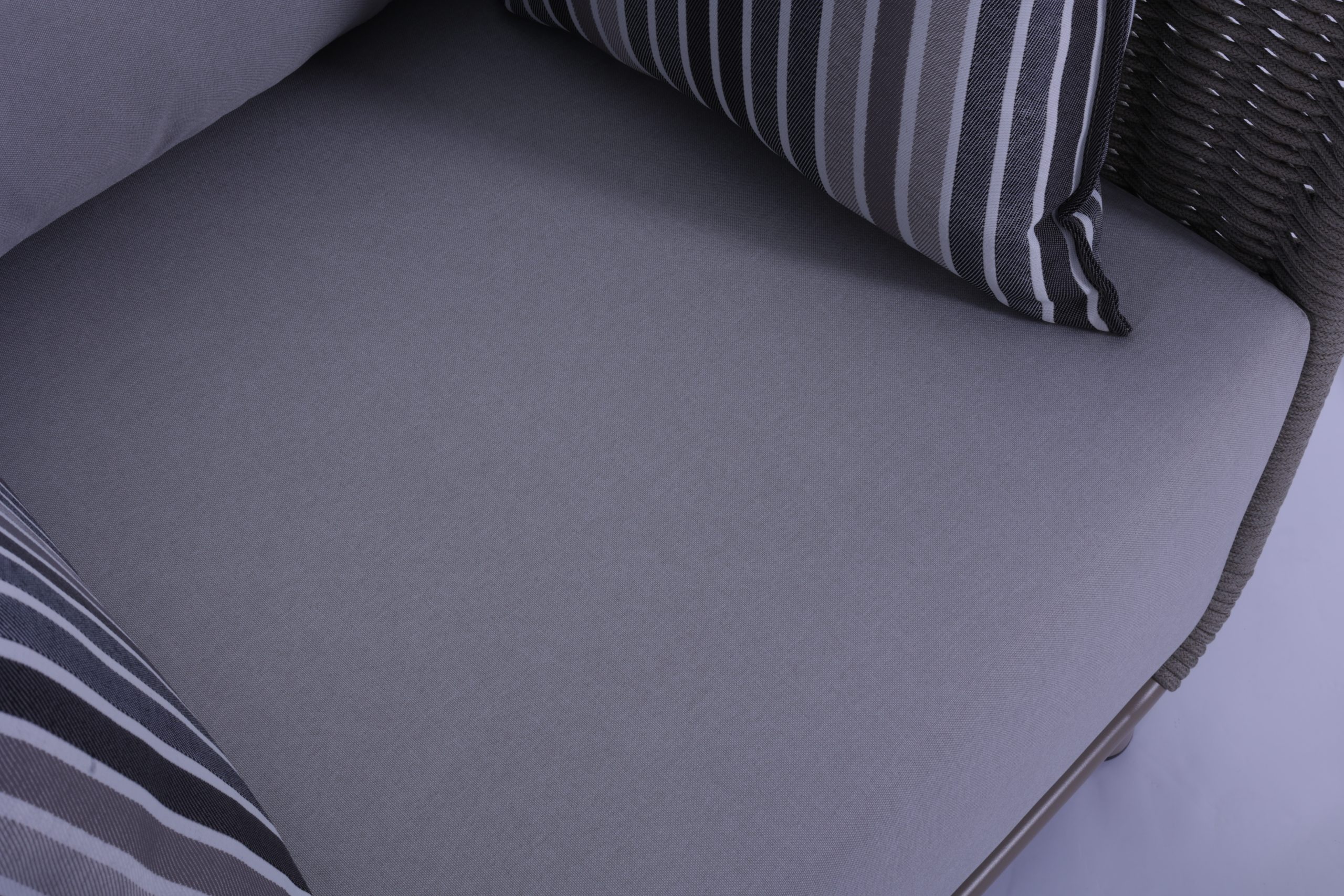 9A2A8123 Lawson 5 Pieces Wicker Outdoor Lounge Set - Image 12